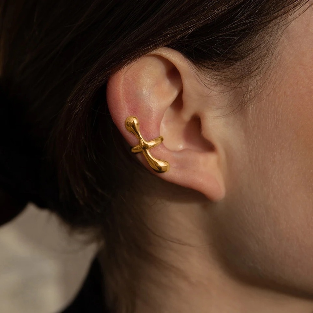 18 MK Gold Plated Water Drop Shaped Ear Bone Clip